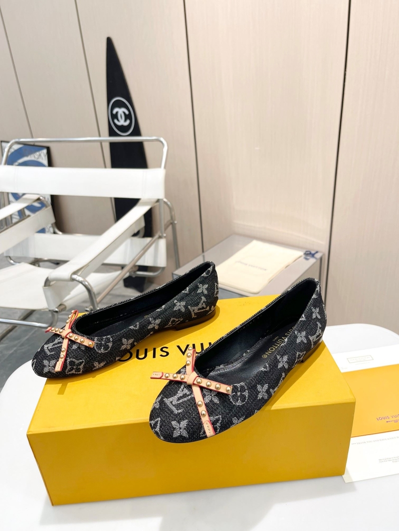 LV flat shoes